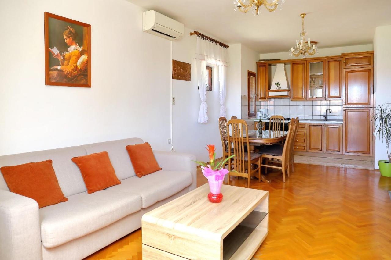 Apartmani Bruno Бибинє Екстер'єр фото
