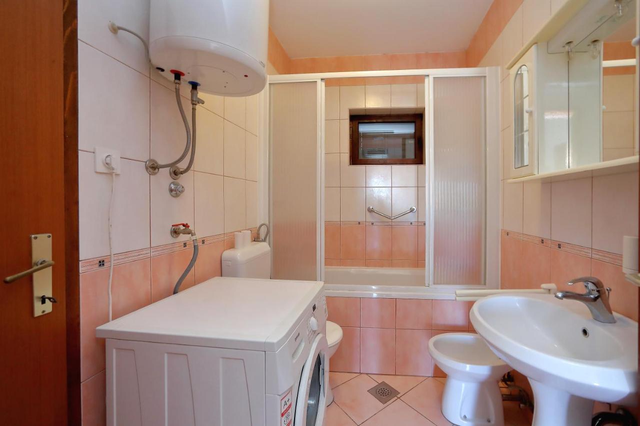 Apartmani Bruno Бибинє Екстер'єр фото