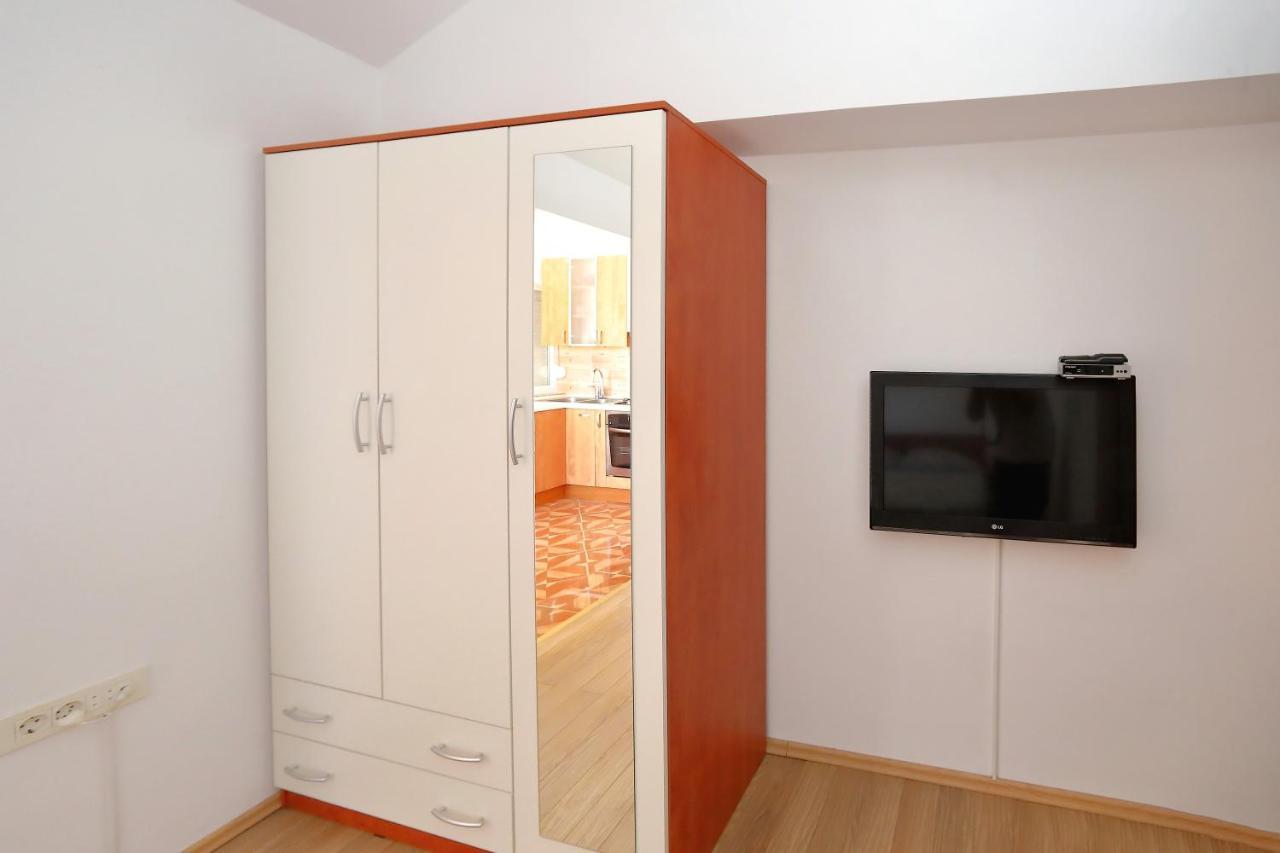 Apartmani Bruno Бибинє Екстер'єр фото
